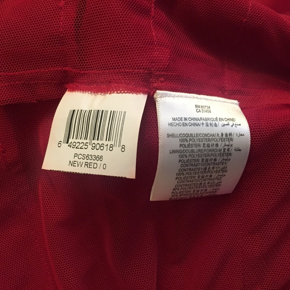 Stunning Red BCBG Laser Cut Tiered Dress NWOT - Picture 7 of 9